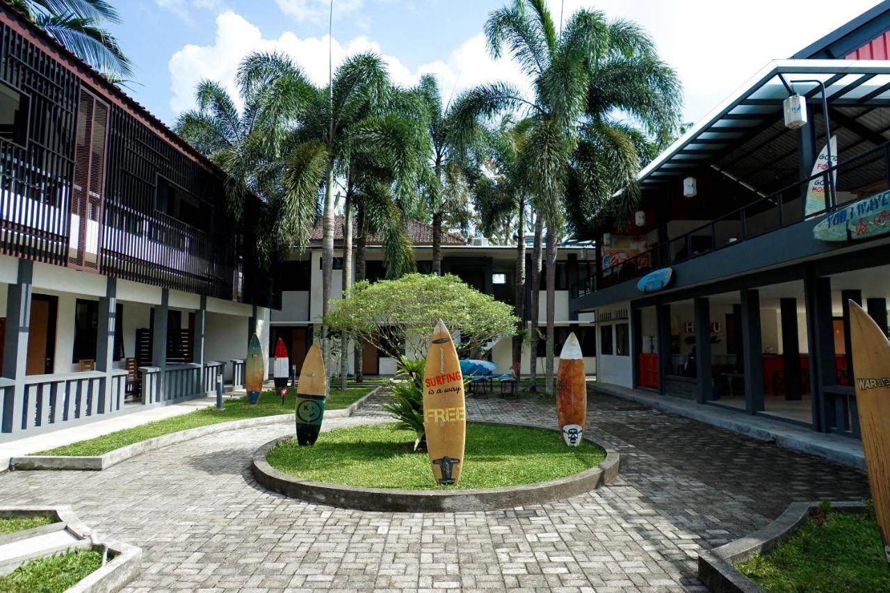 Hau Beach Batukaras Hotel Pangandaran Exterior photo