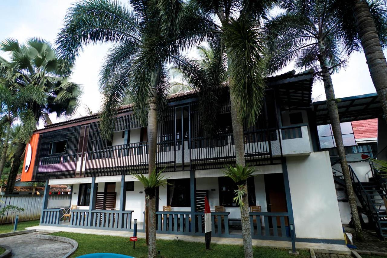 Hau Beach Batukaras Hotel Pangandaran Exterior photo